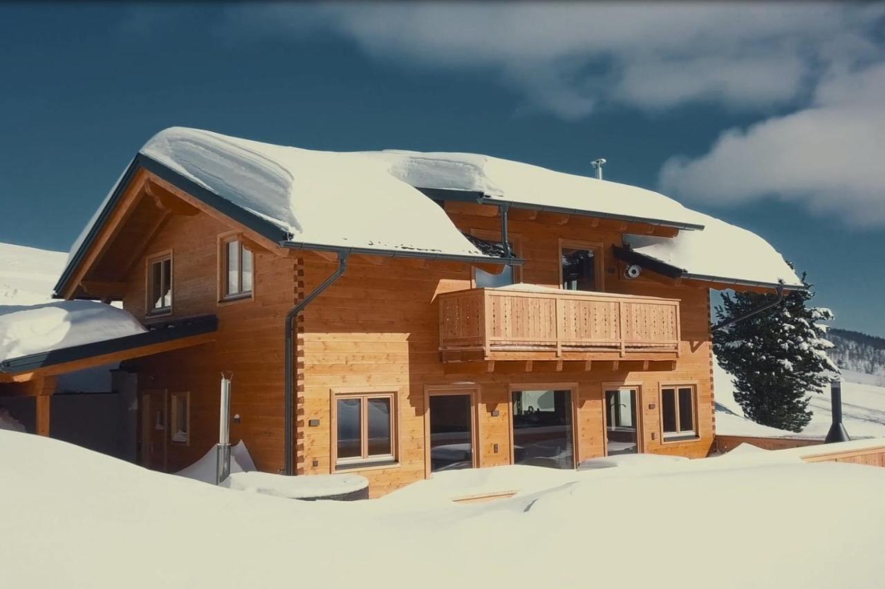Heidi Chalets Falkert Heidialm - Chalets Bergwinter Patergassen المظهر الخارجي الصورة