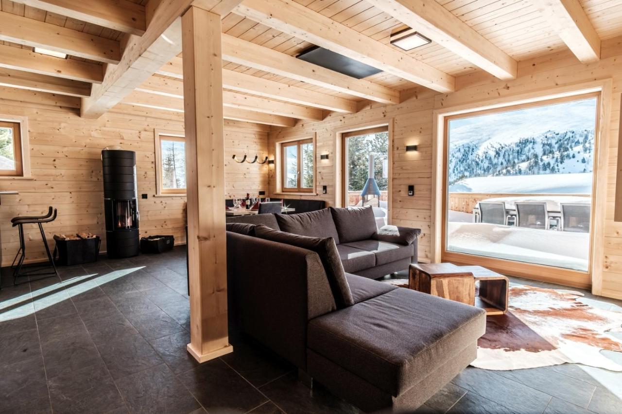 Heidi Chalets Falkert Heidialm - Chalets Bergwinter Patergassen المظهر الخارجي الصورة