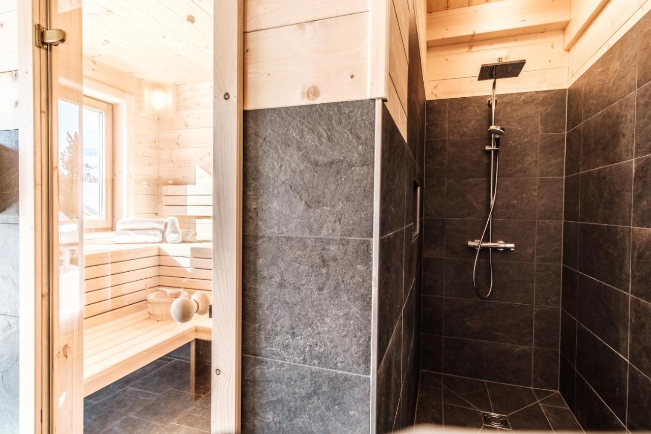 Heidi Chalets Falkert Heidialm - Chalets Bergwinter Patergassen المظهر الخارجي الصورة